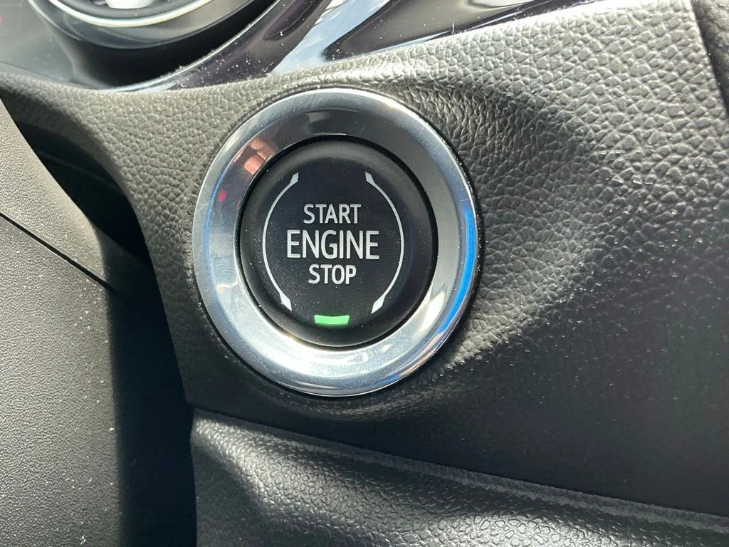 Used 2023 Black Buick Select image 37