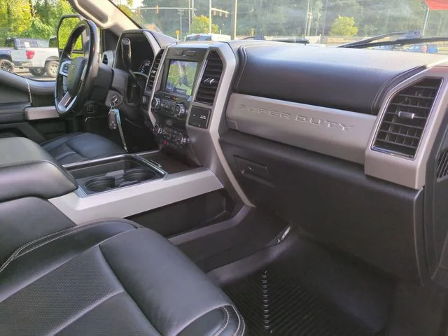Used 2021 Black Ford Lariat image 33
