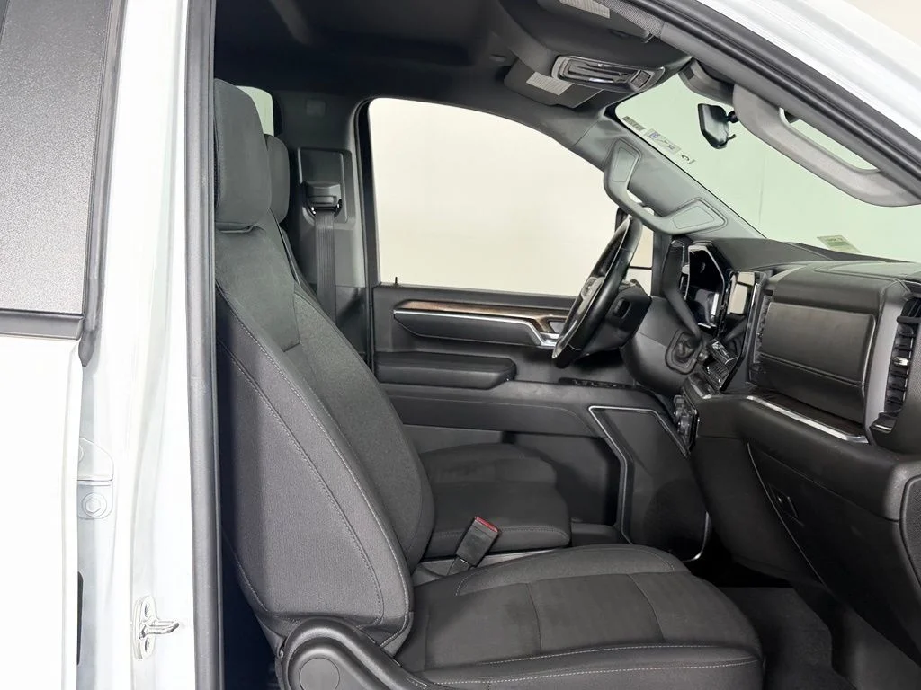 2025 Chevrolet Silverado 2500HD LT - Photo 28