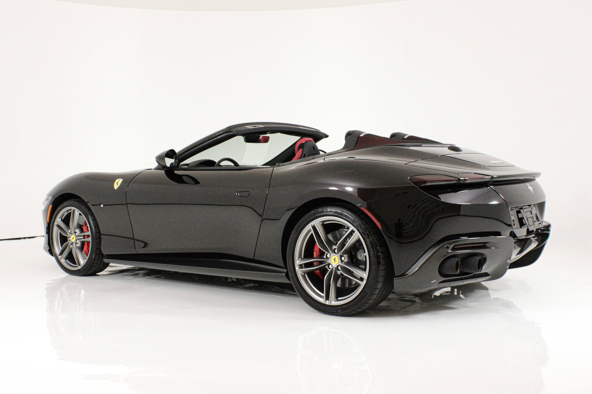 Certified Used 2024 Nero Purosangue Ferrari  image 7