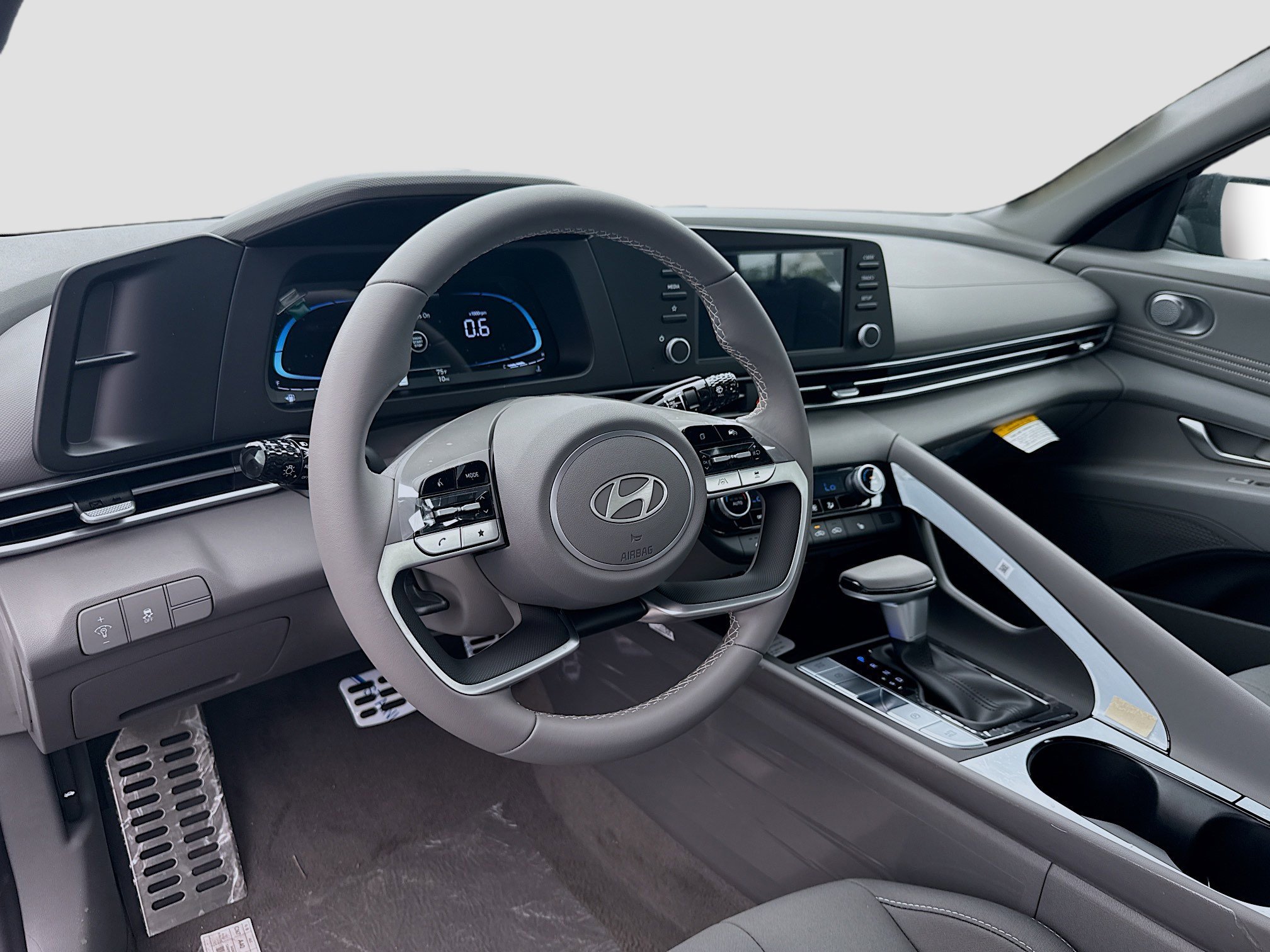 New 2026 Ecotronic Gray Hyundai SEL Sport Premium image 31