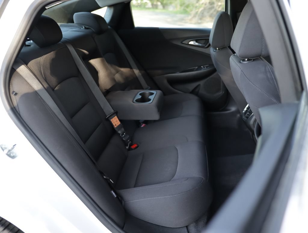 Used 2023 Summit White Chevrolet LT image 26