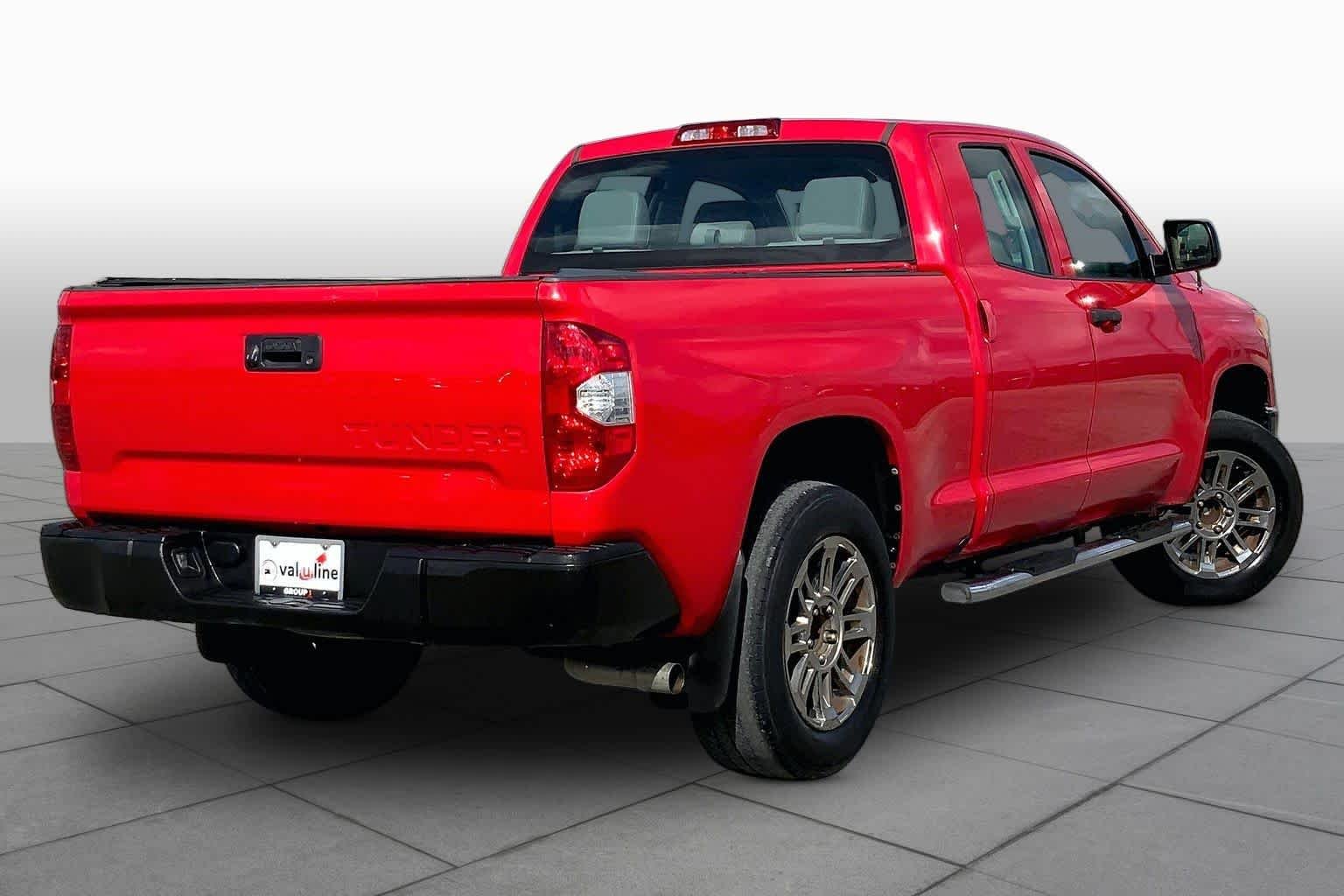 Used 2014 Radiant Red Toyota SR image 13