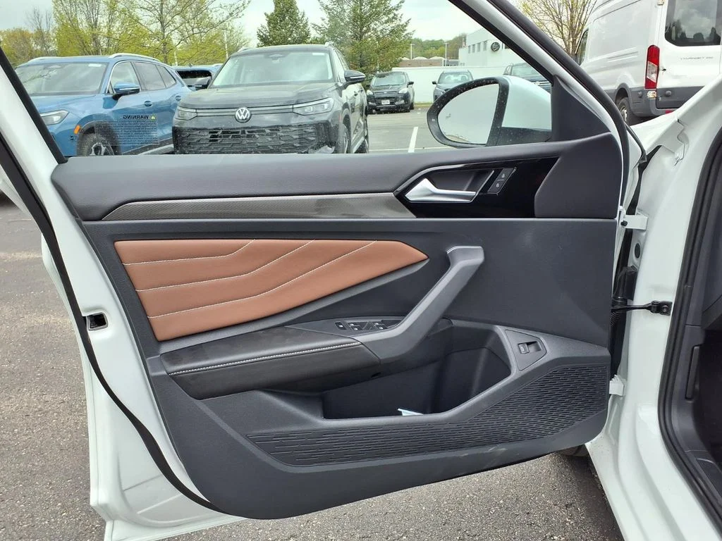 New 2026 Opal White Pearl Volkswagen 1.5T SEL image 8