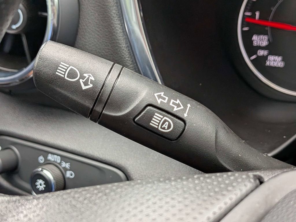 Used 2023 Gray Chevrolet LT image 29