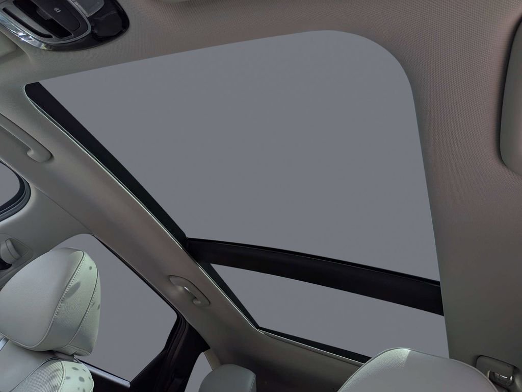Used 2022 Gray Hyundai Limited image 23