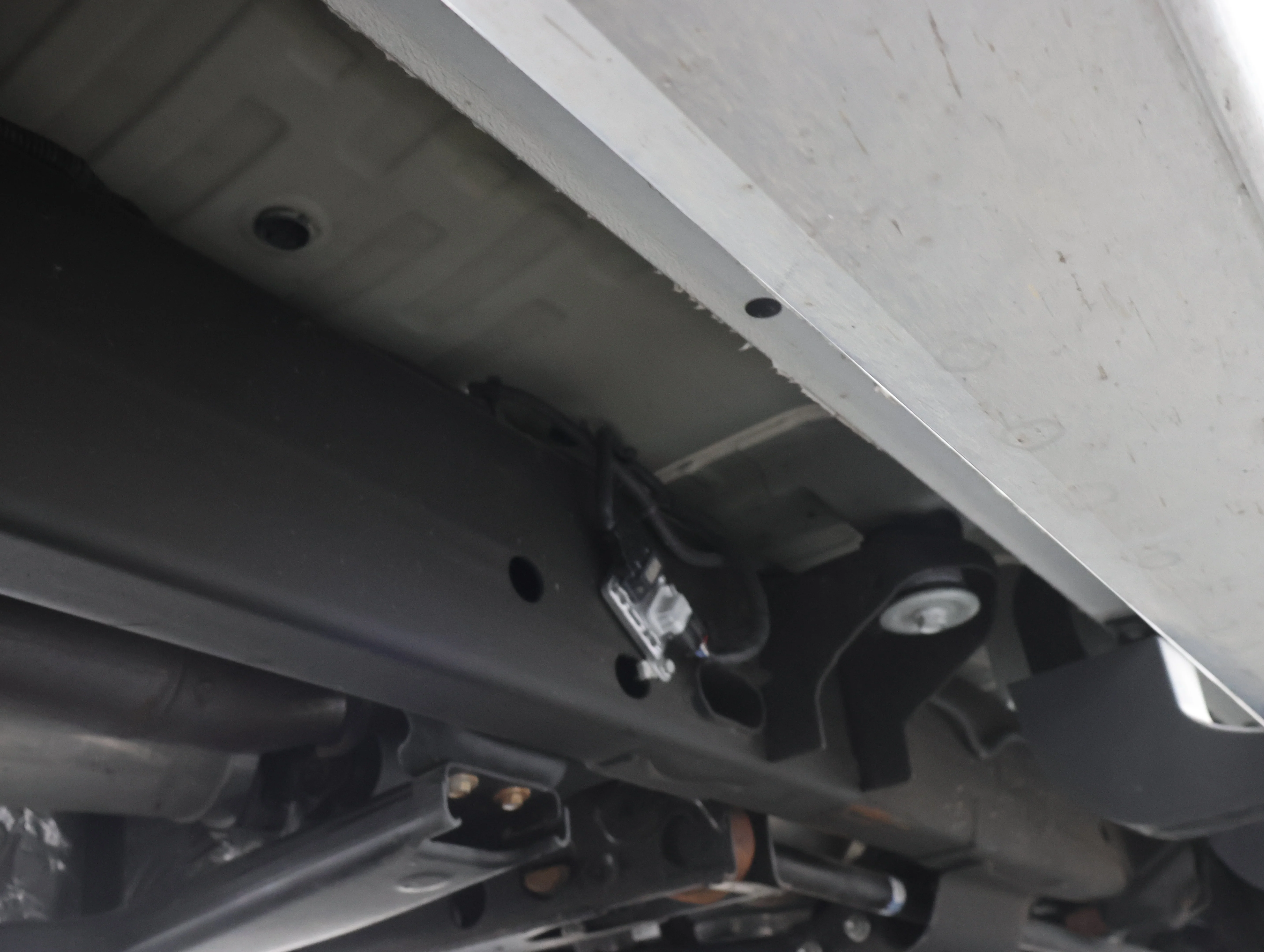 Used 2022 White Frost Tricoat GMC Denali image 33