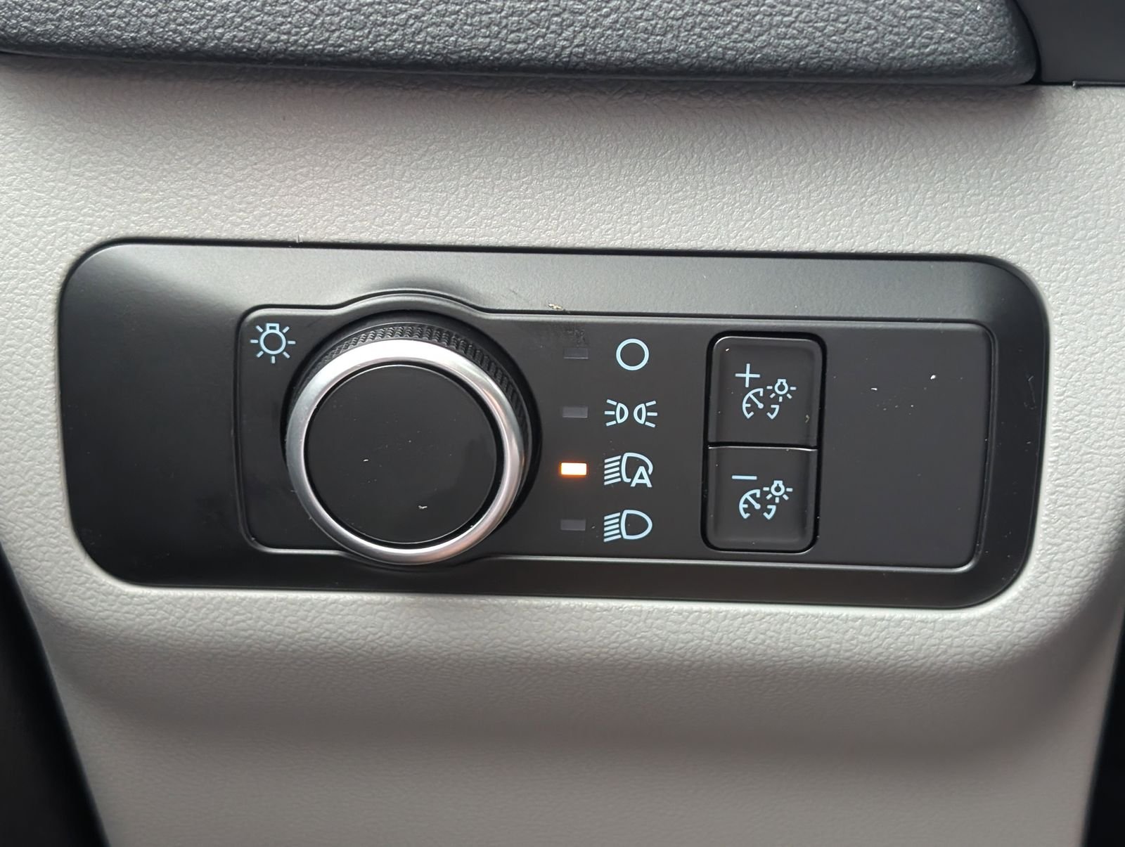 New 2026 Space Silver Metallic Ford Active image 22