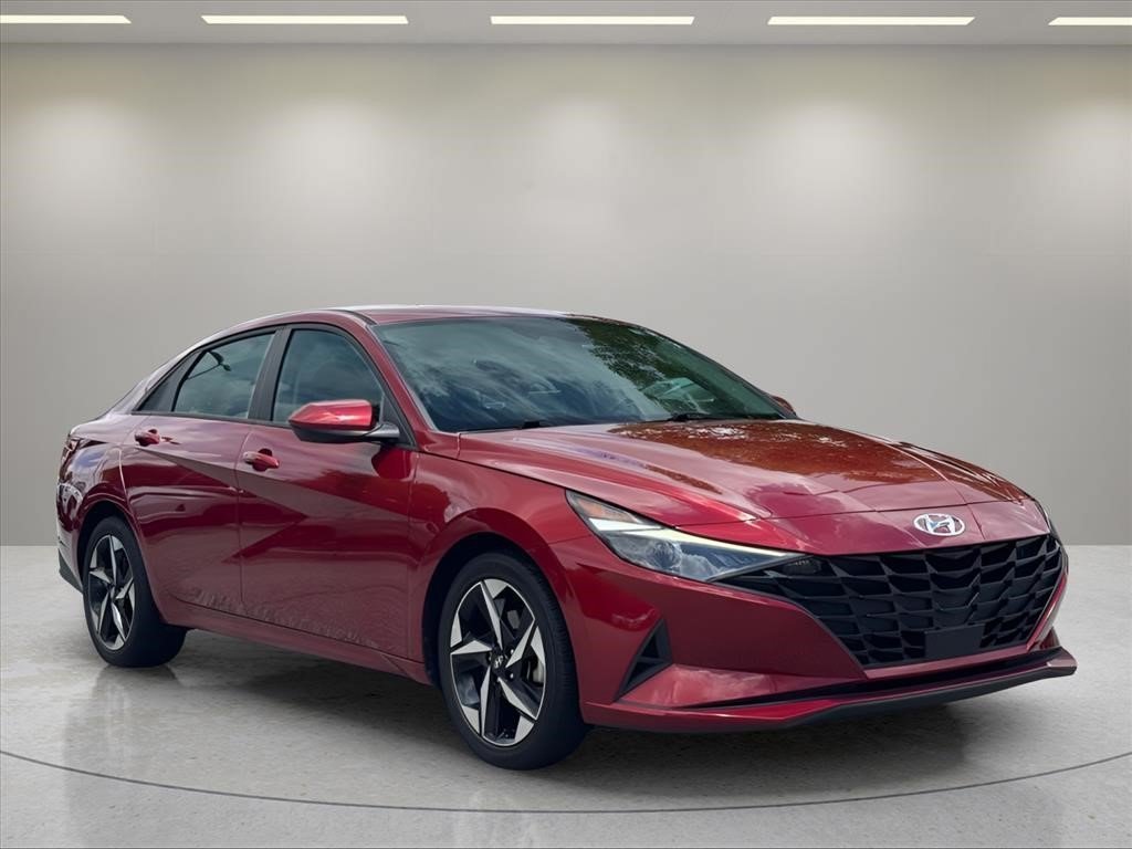 Used 2023 Ultimate Red Hyundai SEL image 7