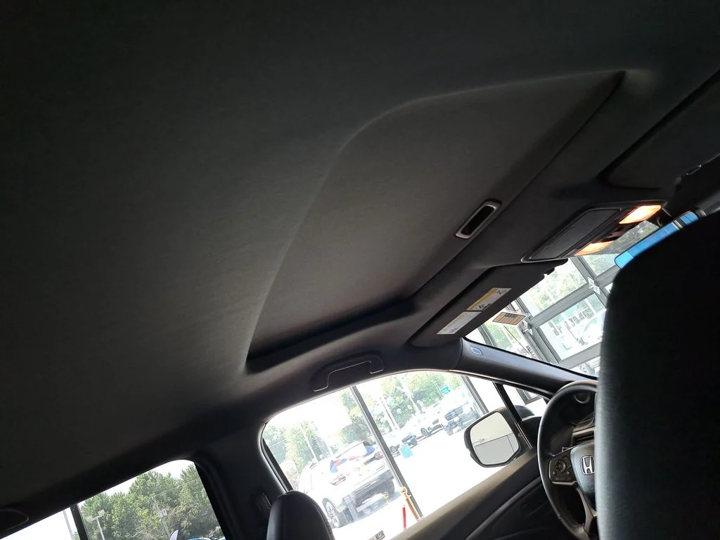 Used 2023 Beige Honda EX-L image 33