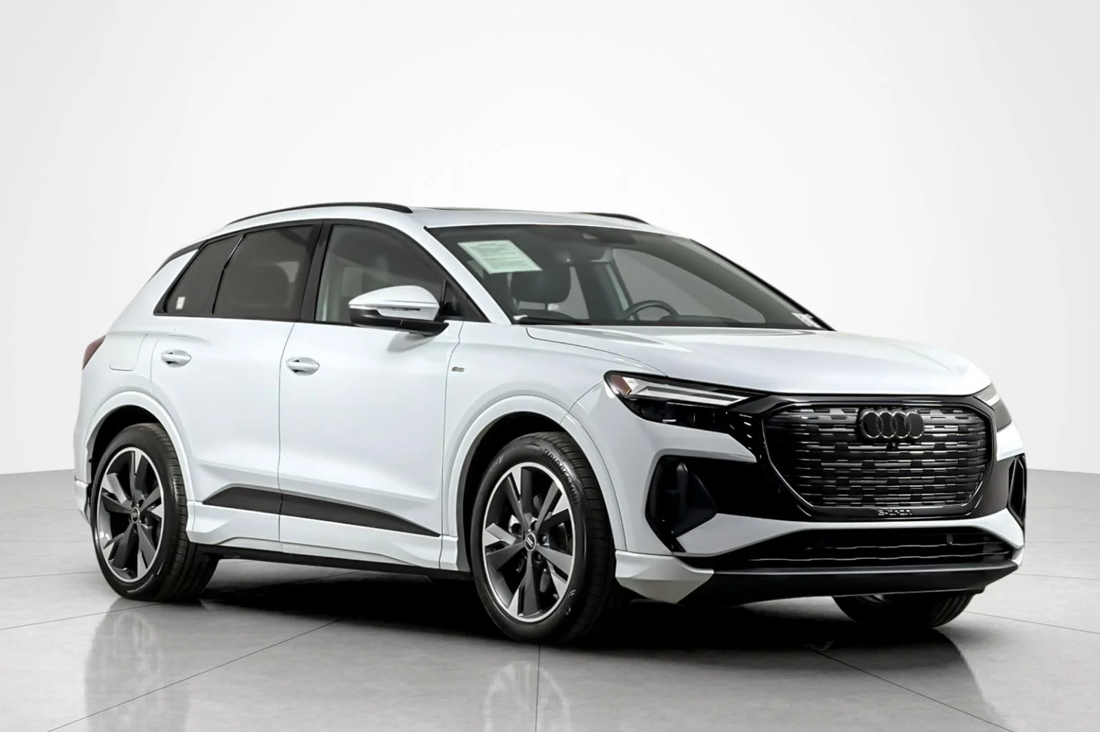 2025 Audi Q4 e-tron Premium - Photo 7
