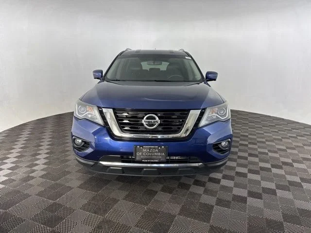 Used 2017 Blue Nissan SL image 2
