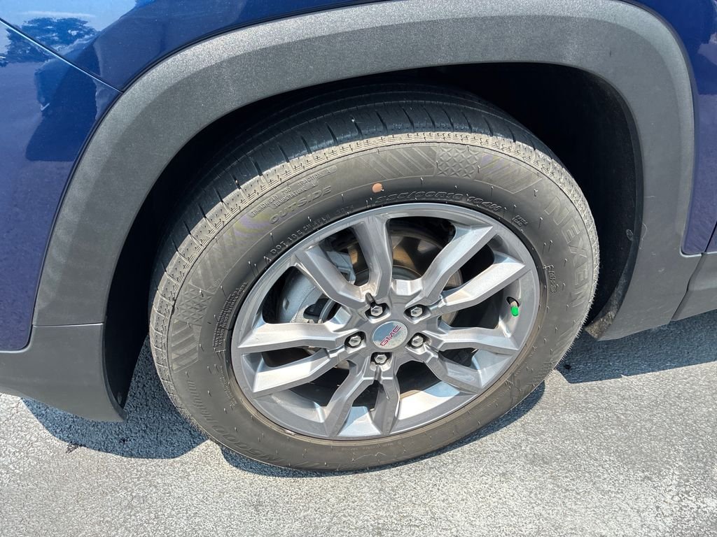 Certified Used 2022 Blue GMC SLT image 20