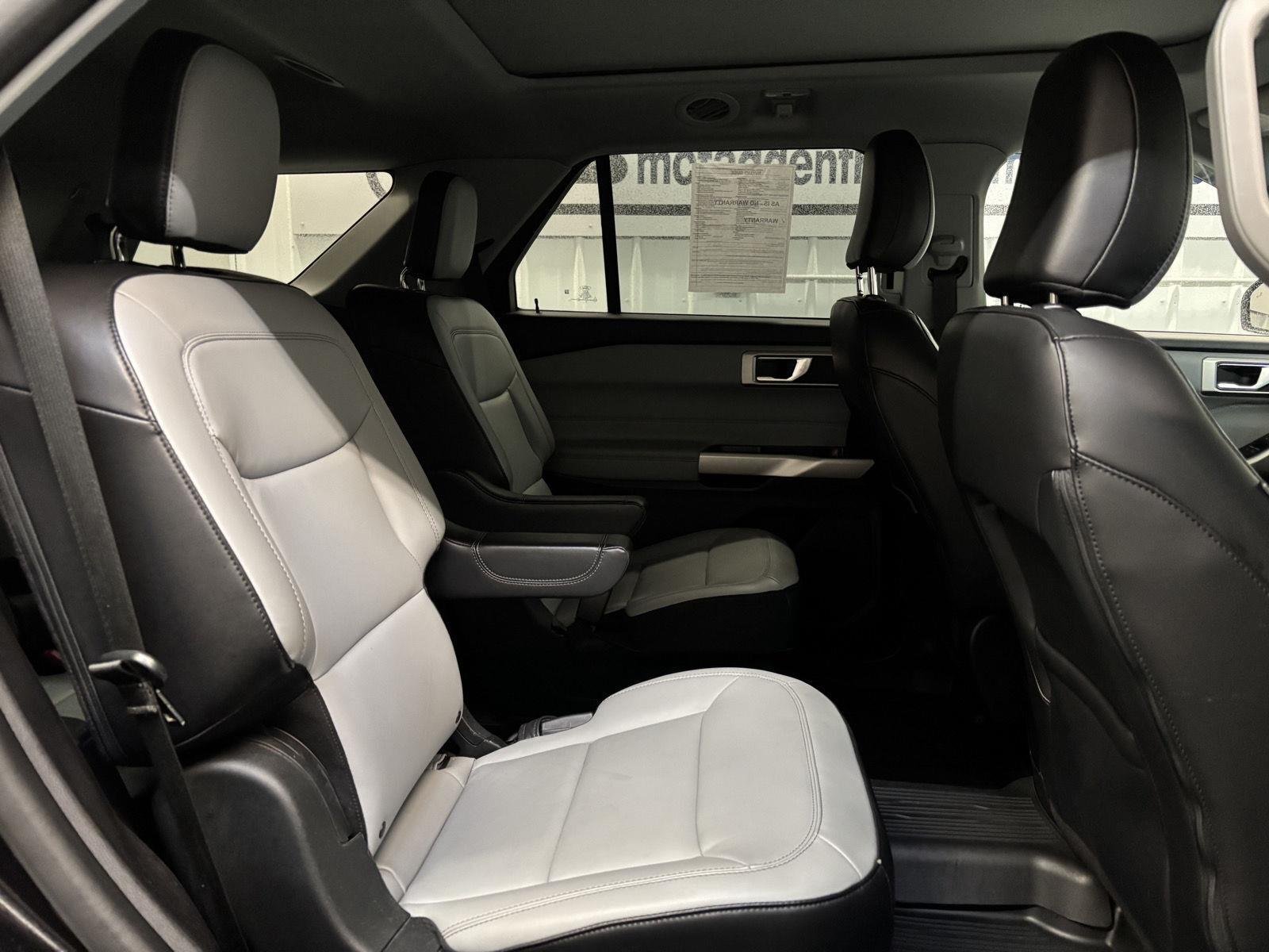Used 2021 Agate Black Metallic Ford XLT image 26