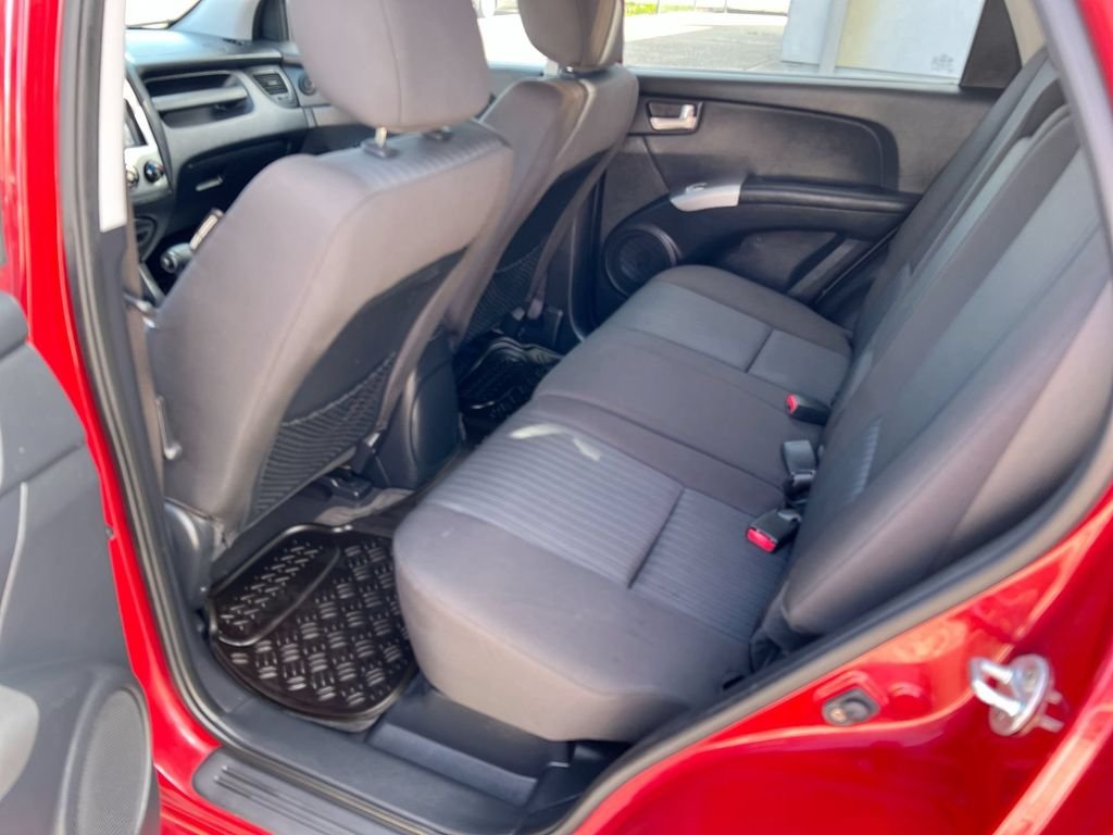 Used 2009 Red Kia LX image 20