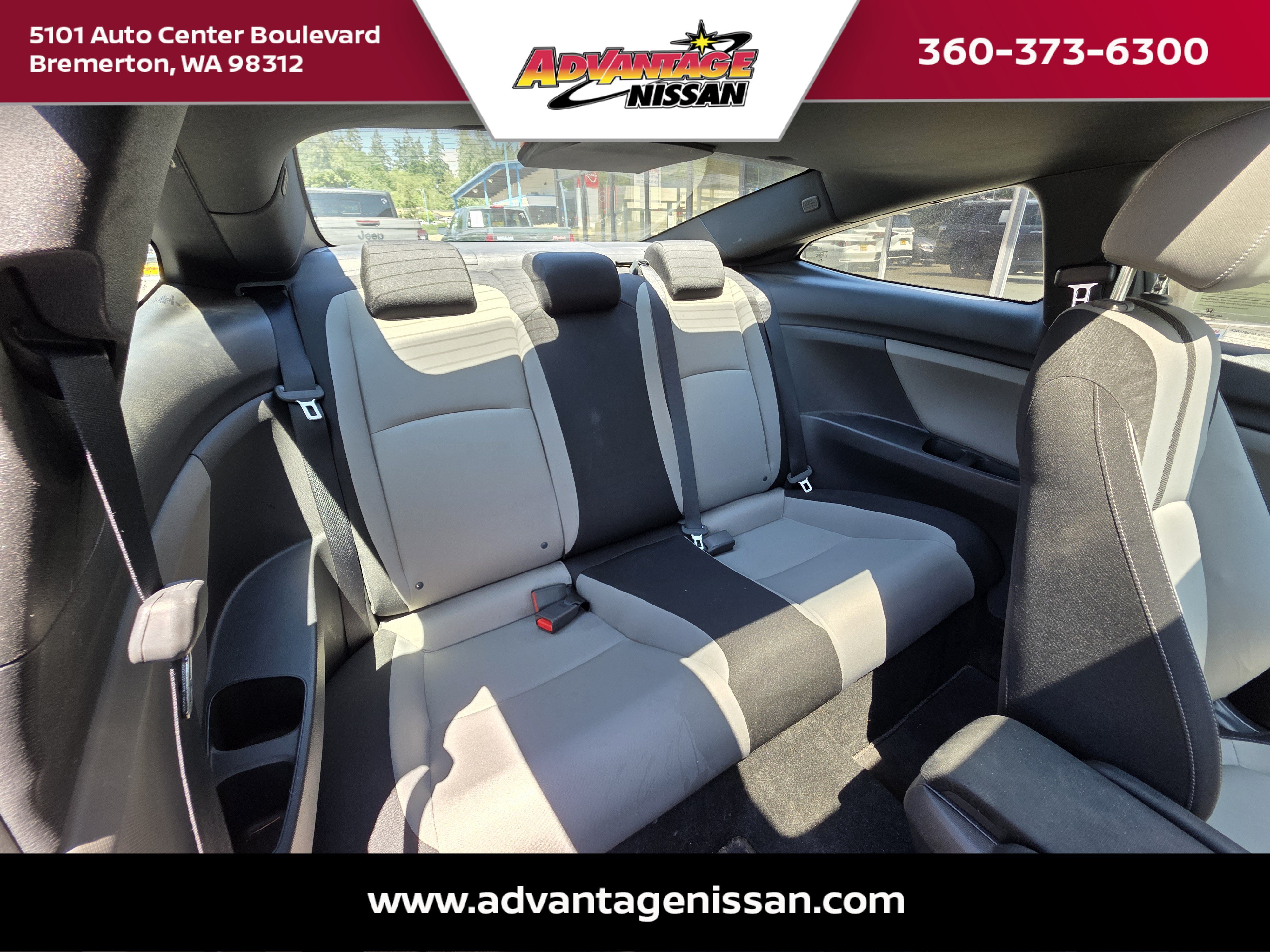 Used 2016 Aegean Blue Metallic Honda LX-P image 14