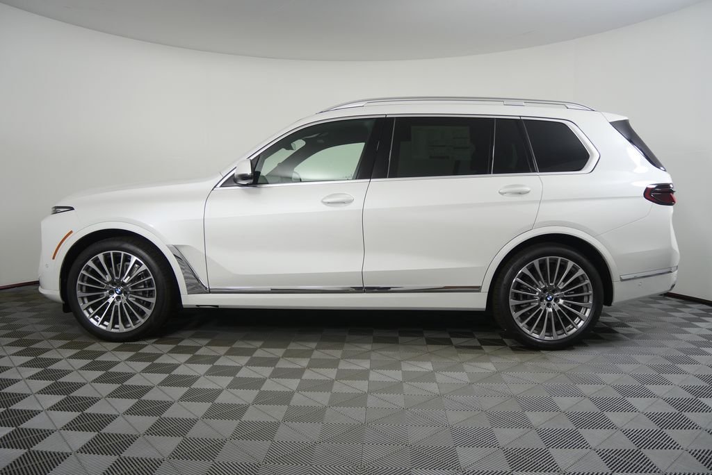Certified Used 2027 Mineral White Metallic BMW xDrive40i image 6