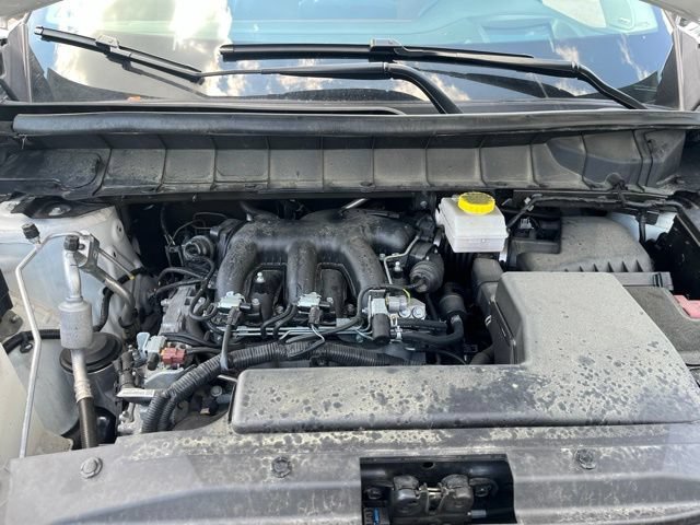 Certified Used 2025 White / Black Nissan Platinum image 25