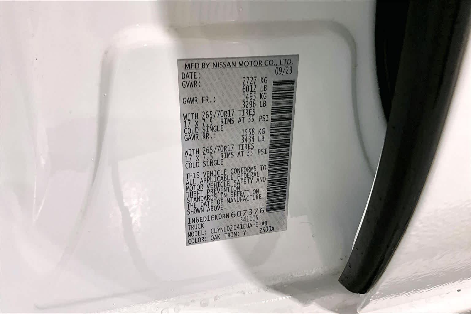 Used 2024 Glacier White Nissan PRO-4X image 34