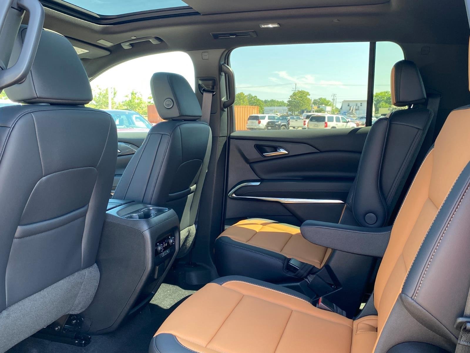 New 2027 Mosaic Black Metallic Chevrolet AWD Z71 image 24