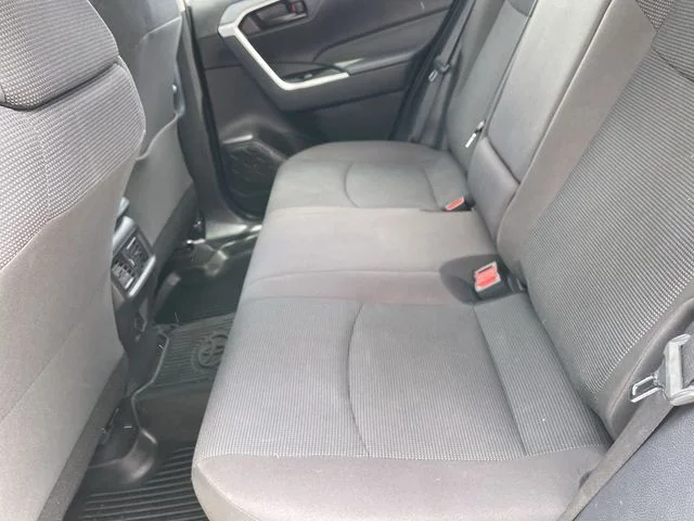 Used 2025 White Toyota LE image 21