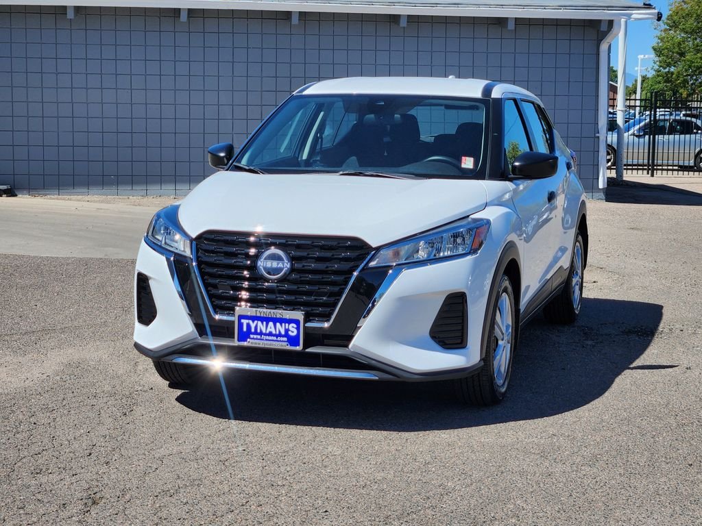 Certified Used 2025 White Nissan S image 3