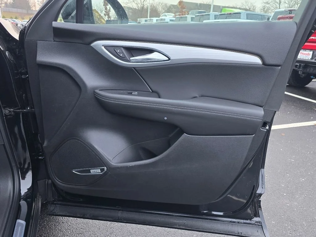 New 2026 Ebony Twilight Metallic Buick Avenir image 36