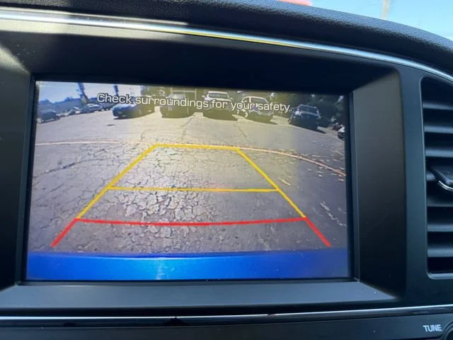Used 2017 Blue Hyundai SE image 16