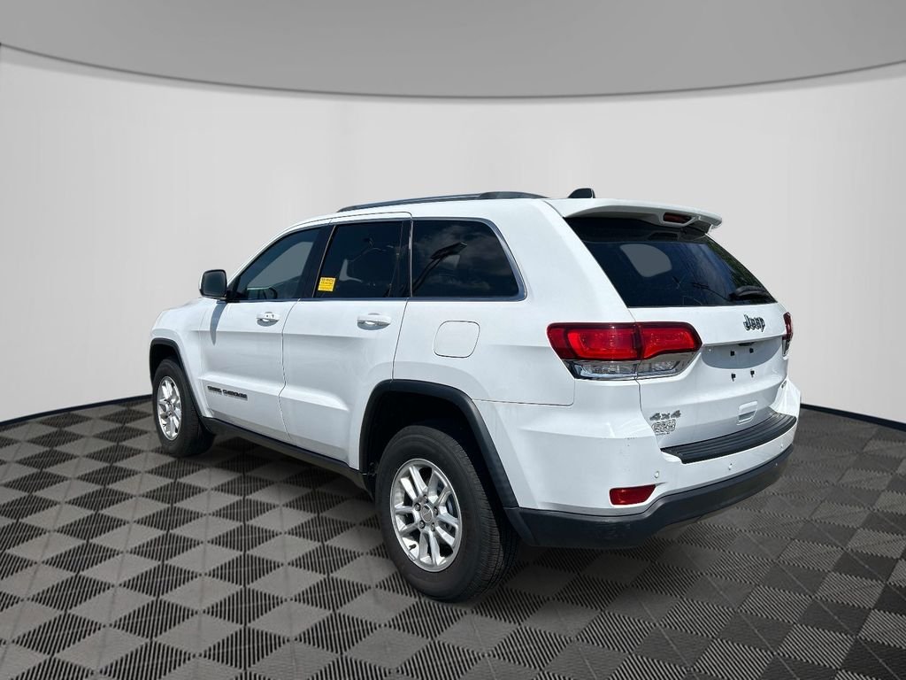 Used 2020 White Jeep Laredo E image 3