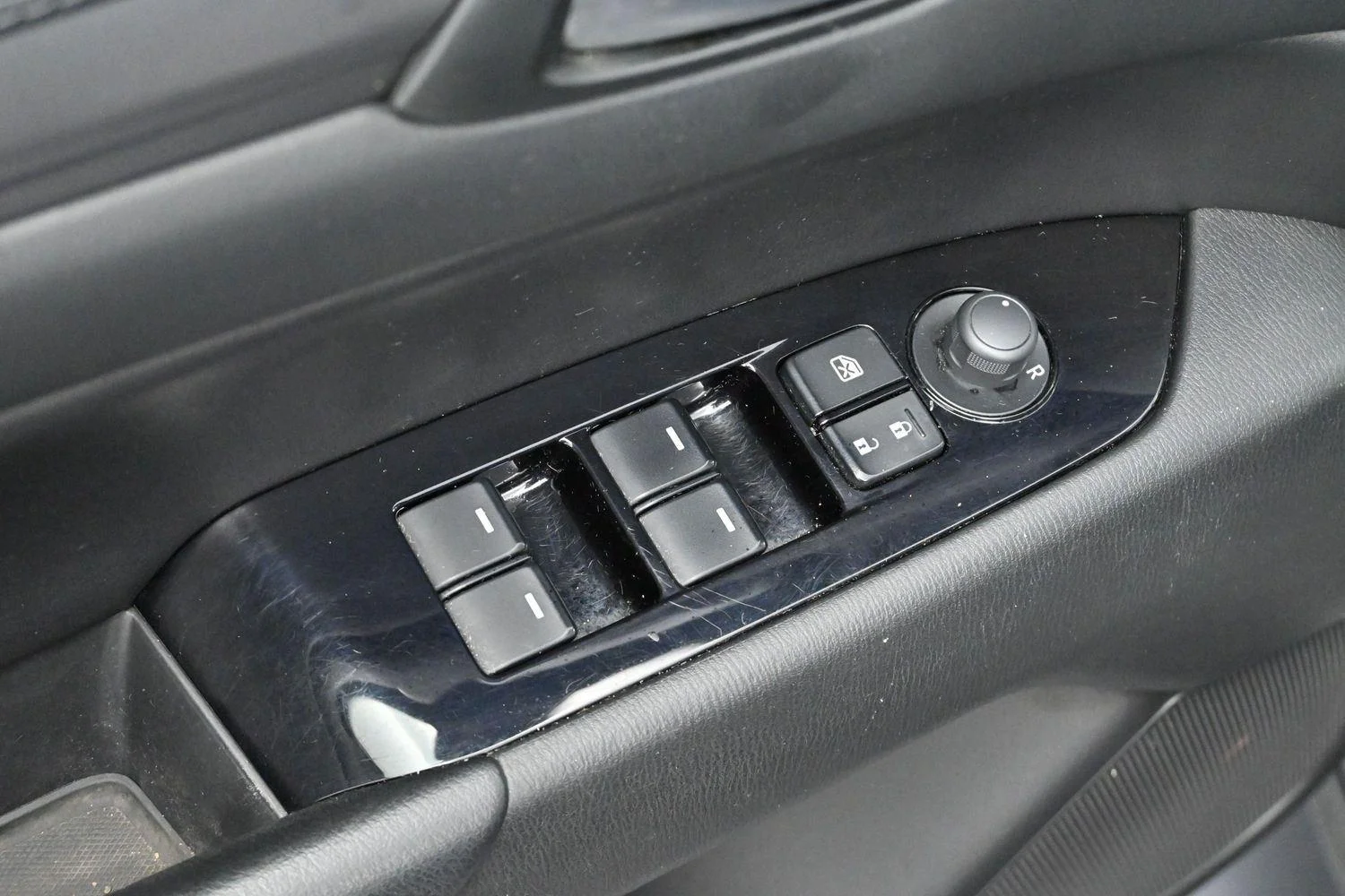 Used 2020 Jet Black Mica Mazda Touring image 10
