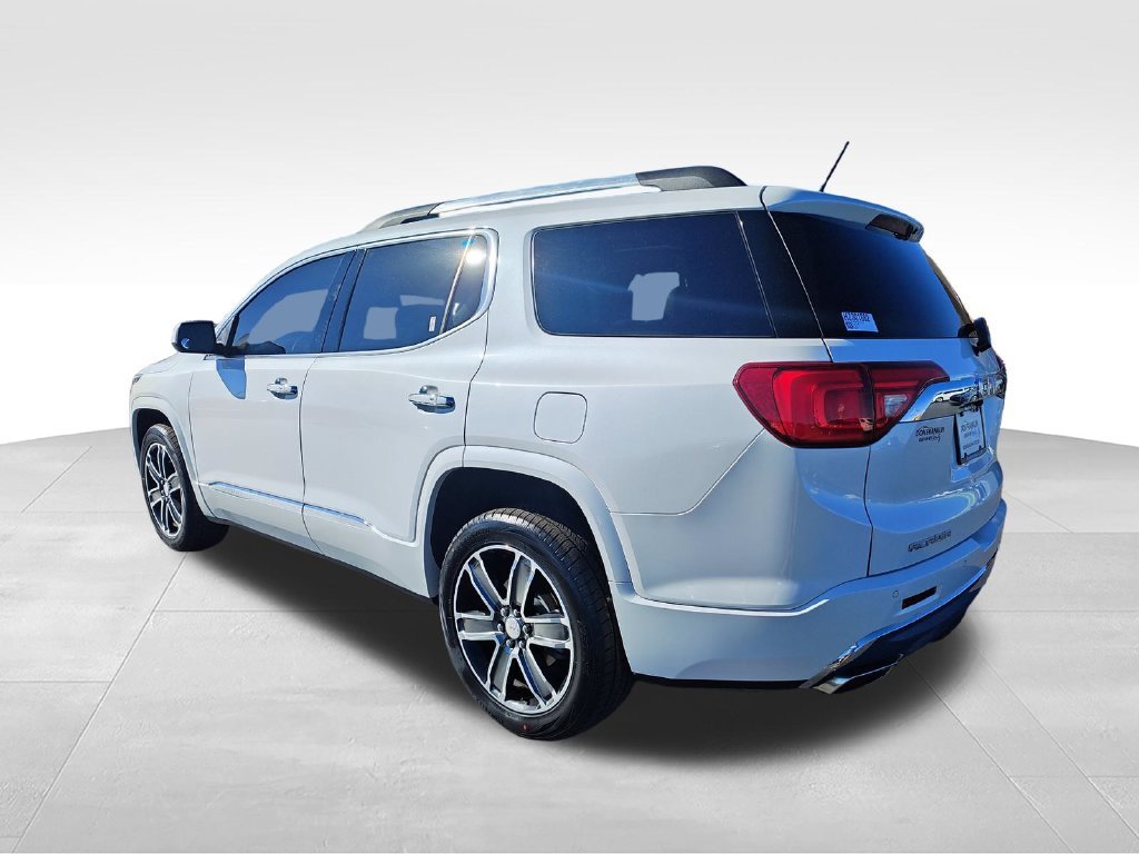 Used 2017 White GMC Denali image 3