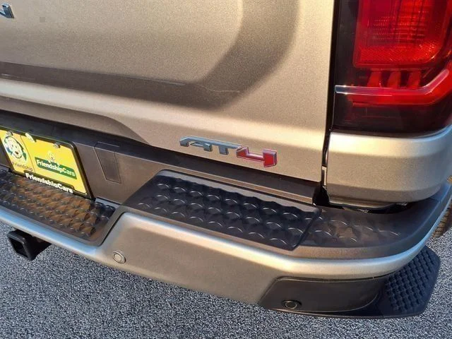 Used 2025 Silver GMC AT4 image 10