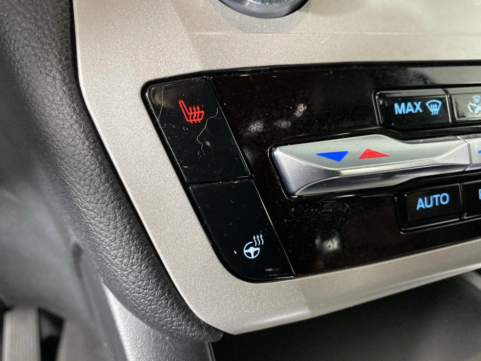Used 2023 Stone Blue Ford XLT image 23