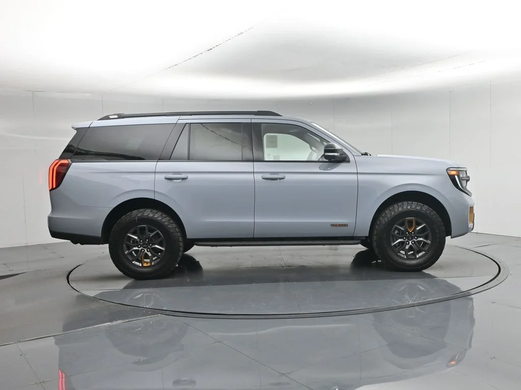 New 2026 Glacier Gray Metallic Tri-Coat Ford Tremor image 30