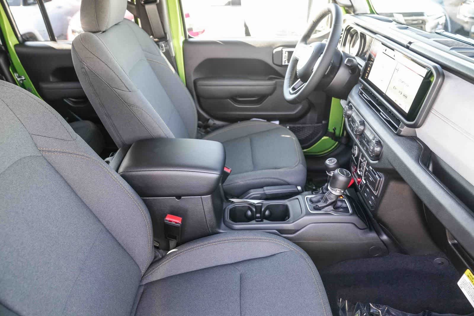 2026 Jeep Gladiator Willys - Photo 17