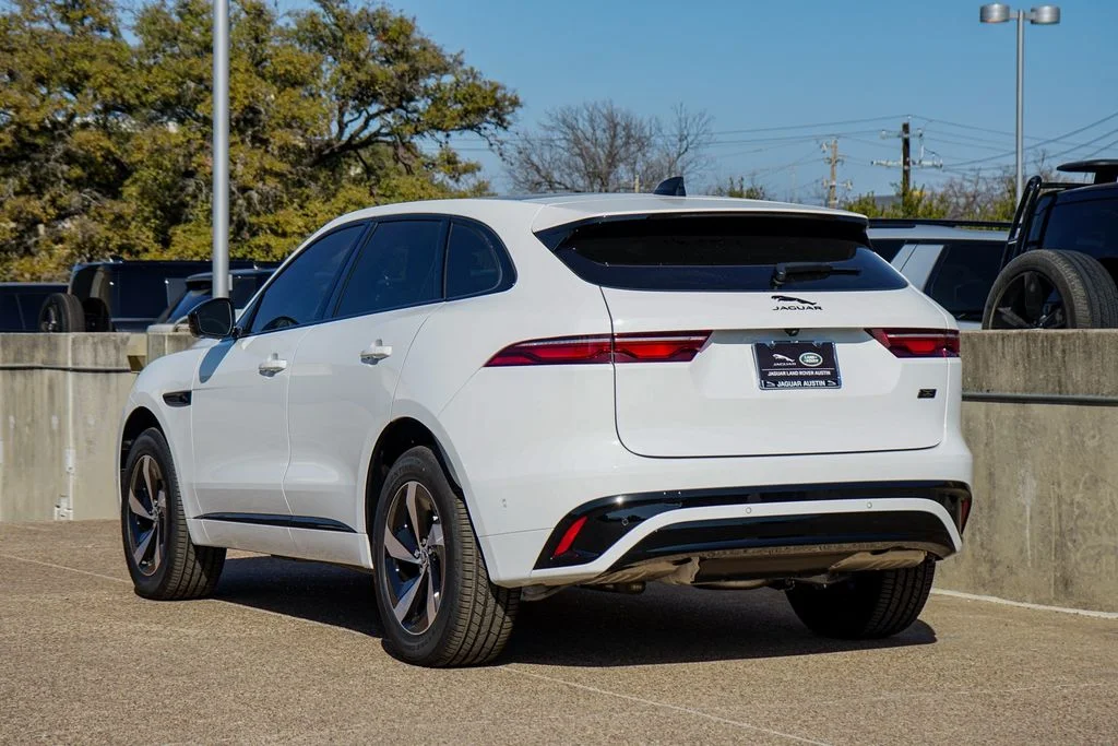 2026 Jaguar F-Pace R-Dynamic S - Photo 8