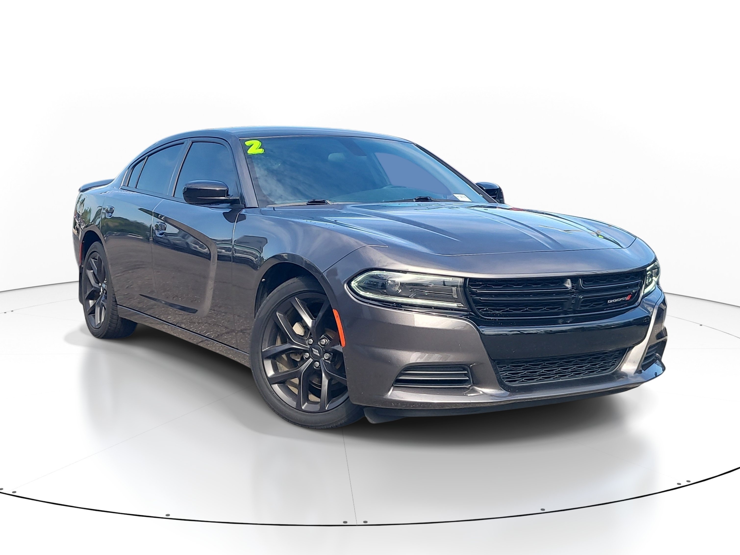 Used 2022 Granite Pearlcoat Dodge SXT image 1