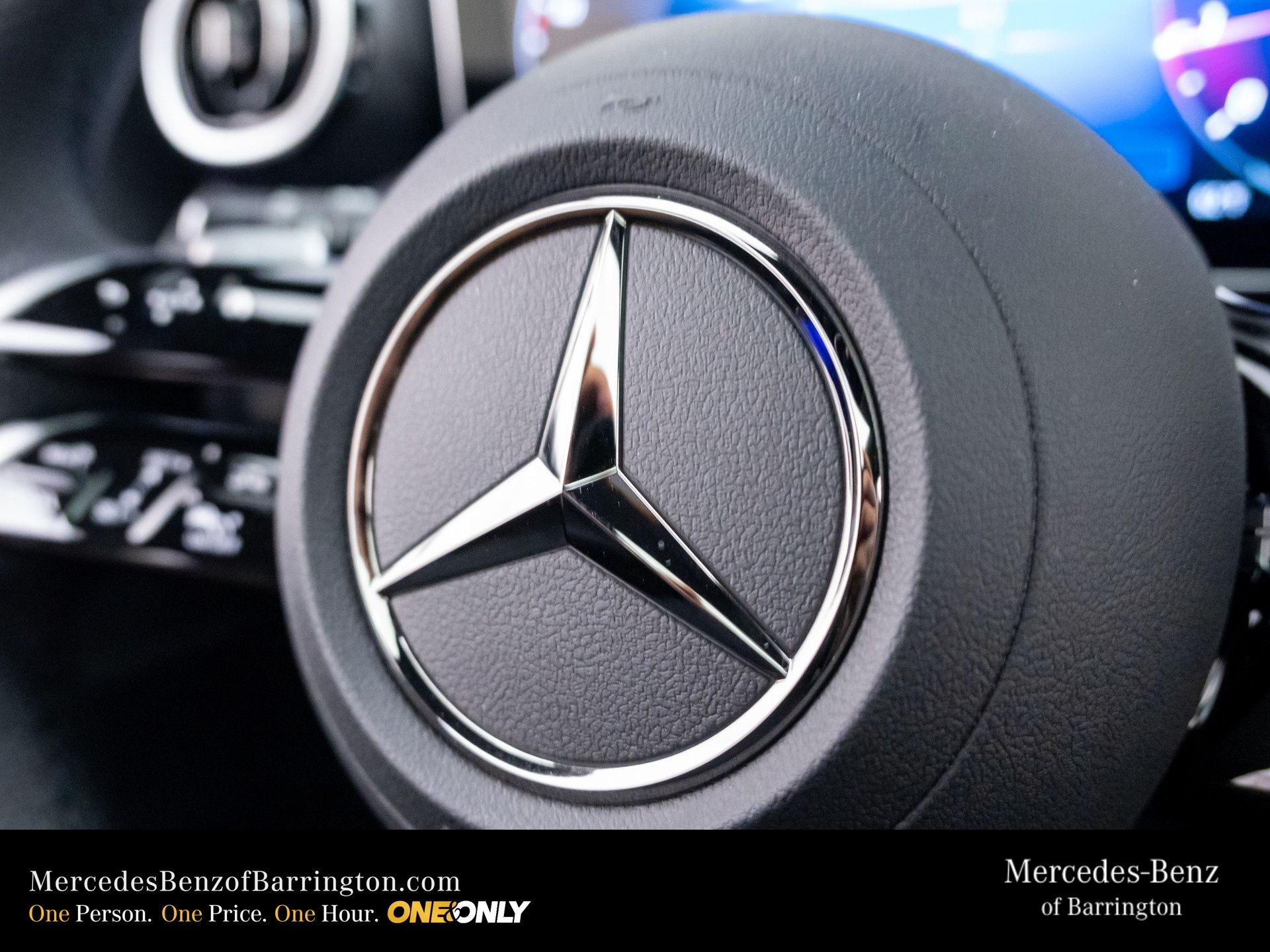 New 2026 Black Mercedes-Benz GLC 300 image 23
