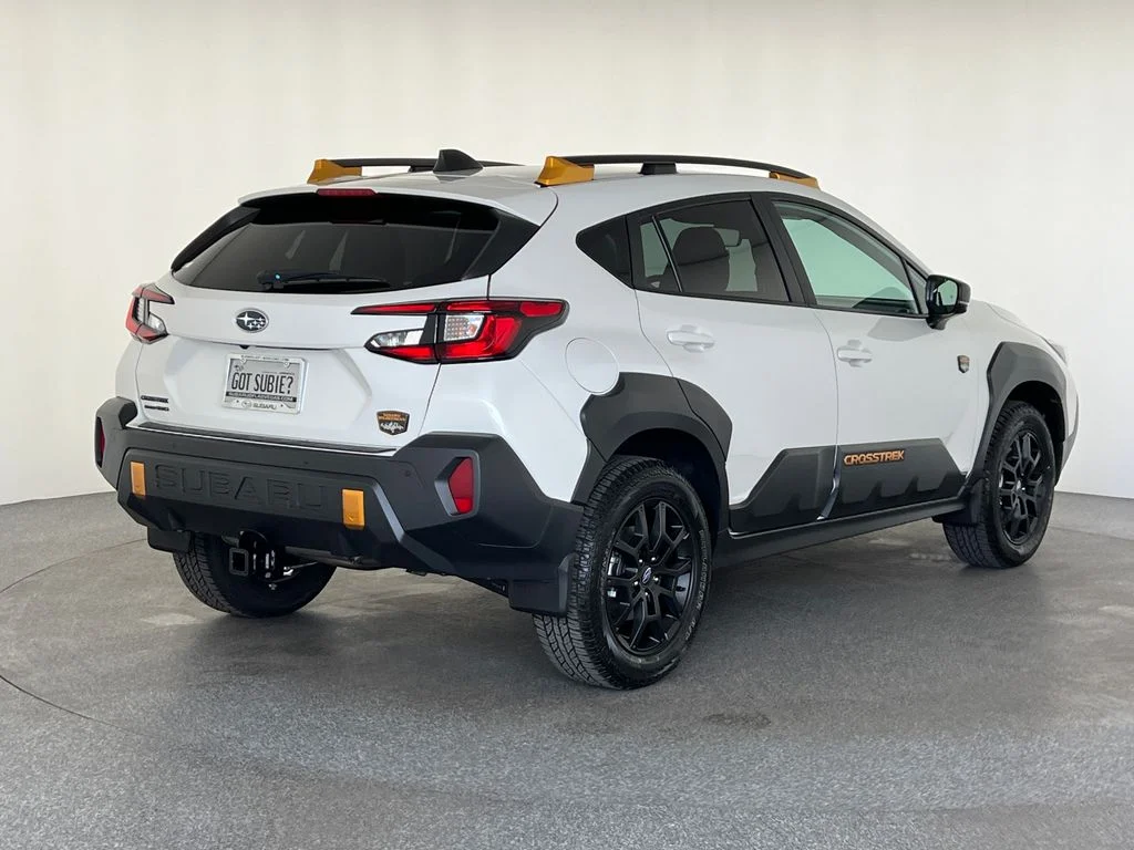 New 2026 CRYSTAL WHITE PEARL Subaru Wilderness image 4