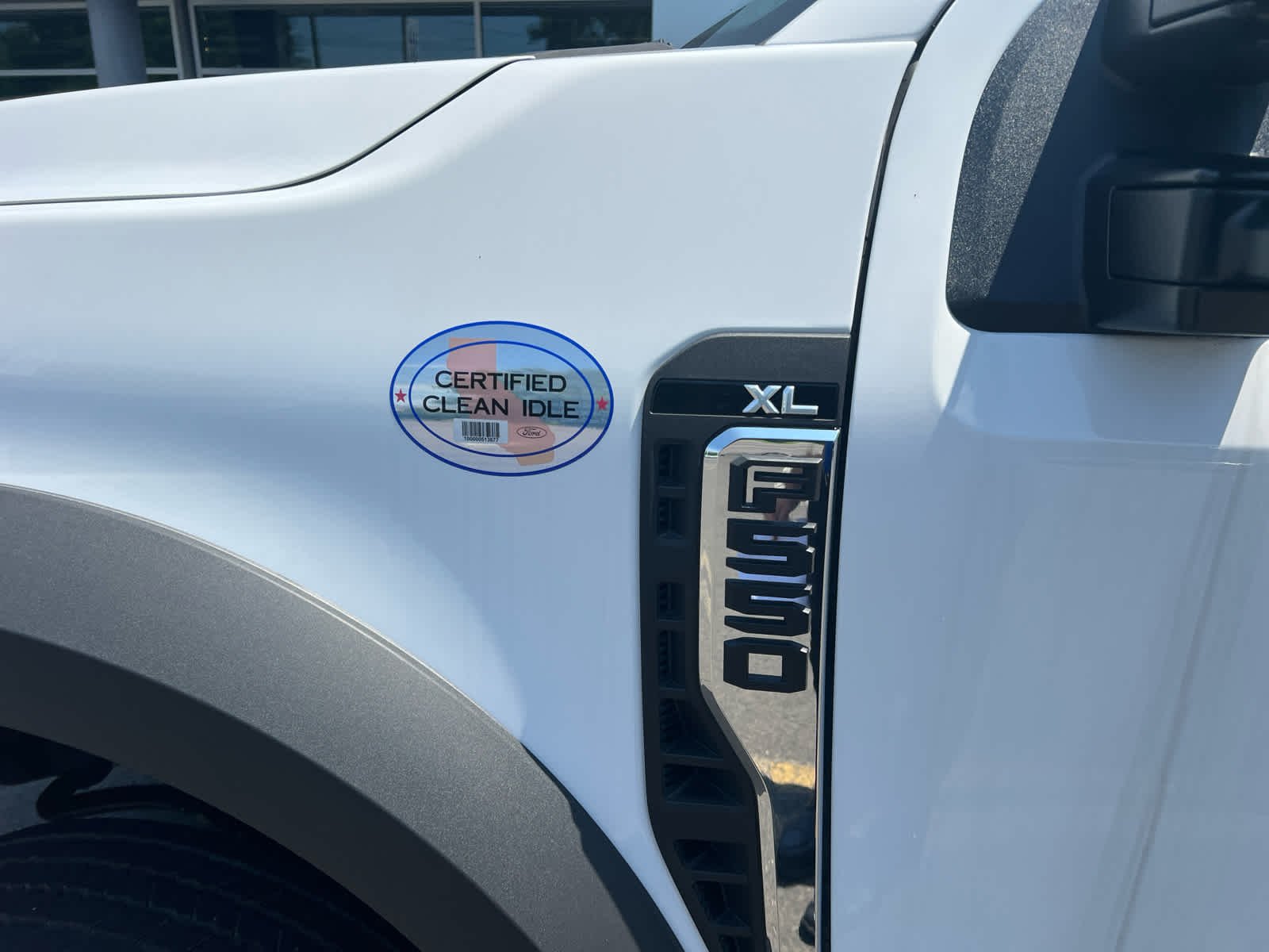 New 2024 Oxford White Ford XL image 9