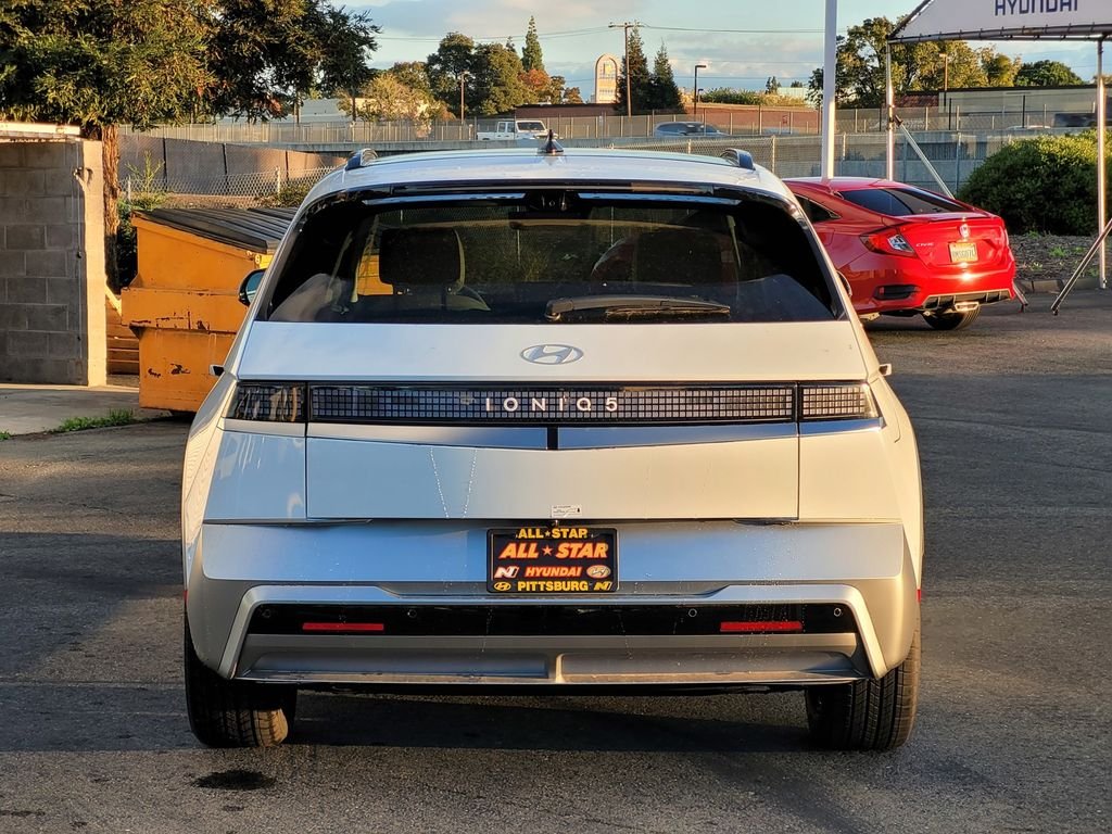 New 2026 White Hyundai SEL image 4
