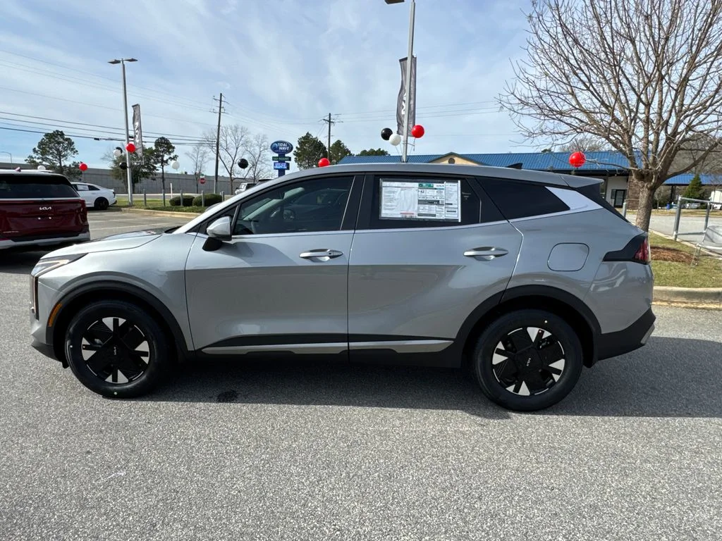 2026 Kia Sportage LX Hybrid - Photo 6