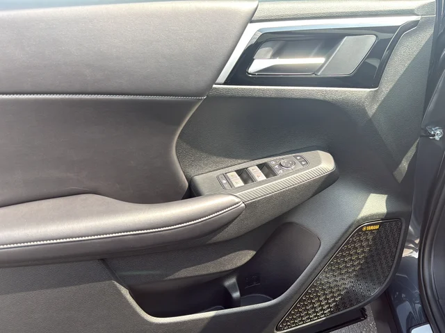 New 2026 Gray Mitsubishi SE image 34