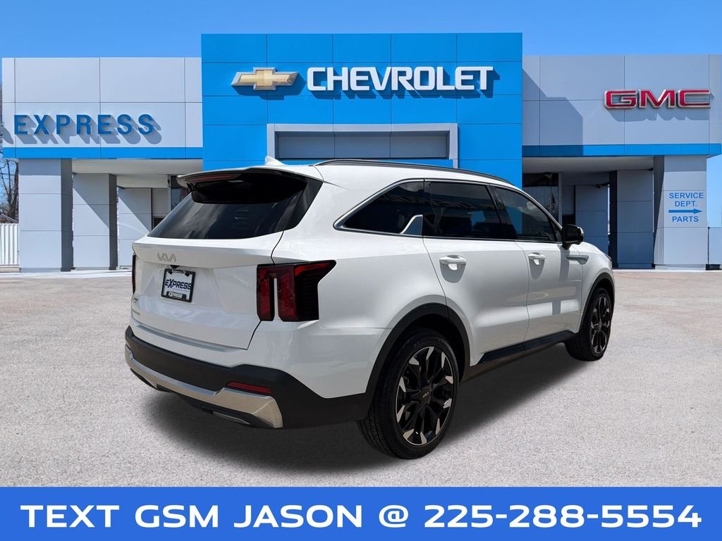 Used 2025 White Kia SX image 3
