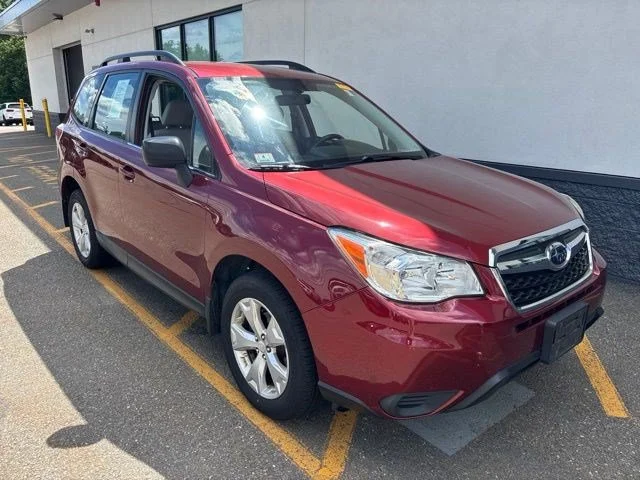 Used 2015 Venetian Red Pearl Subaru 2.5i image 1
