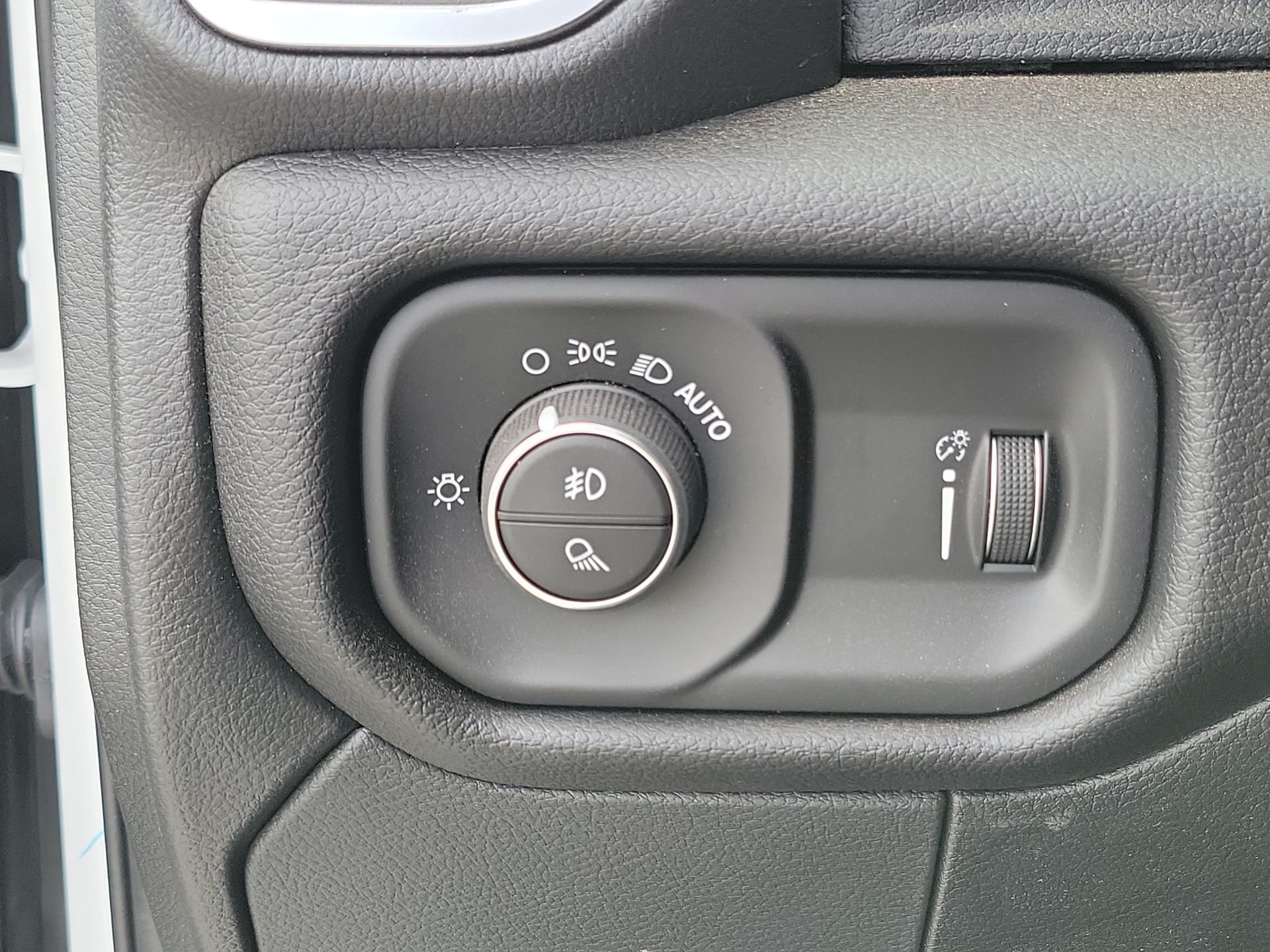 2026 RAM 2500 Big Horn - Photo 14