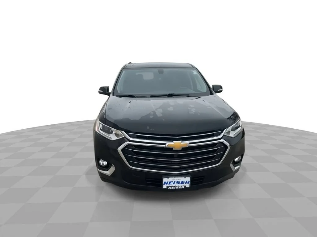 Used 2019 MOSAIC BLACK METALLIC Chevrolet LT Cloth image 3