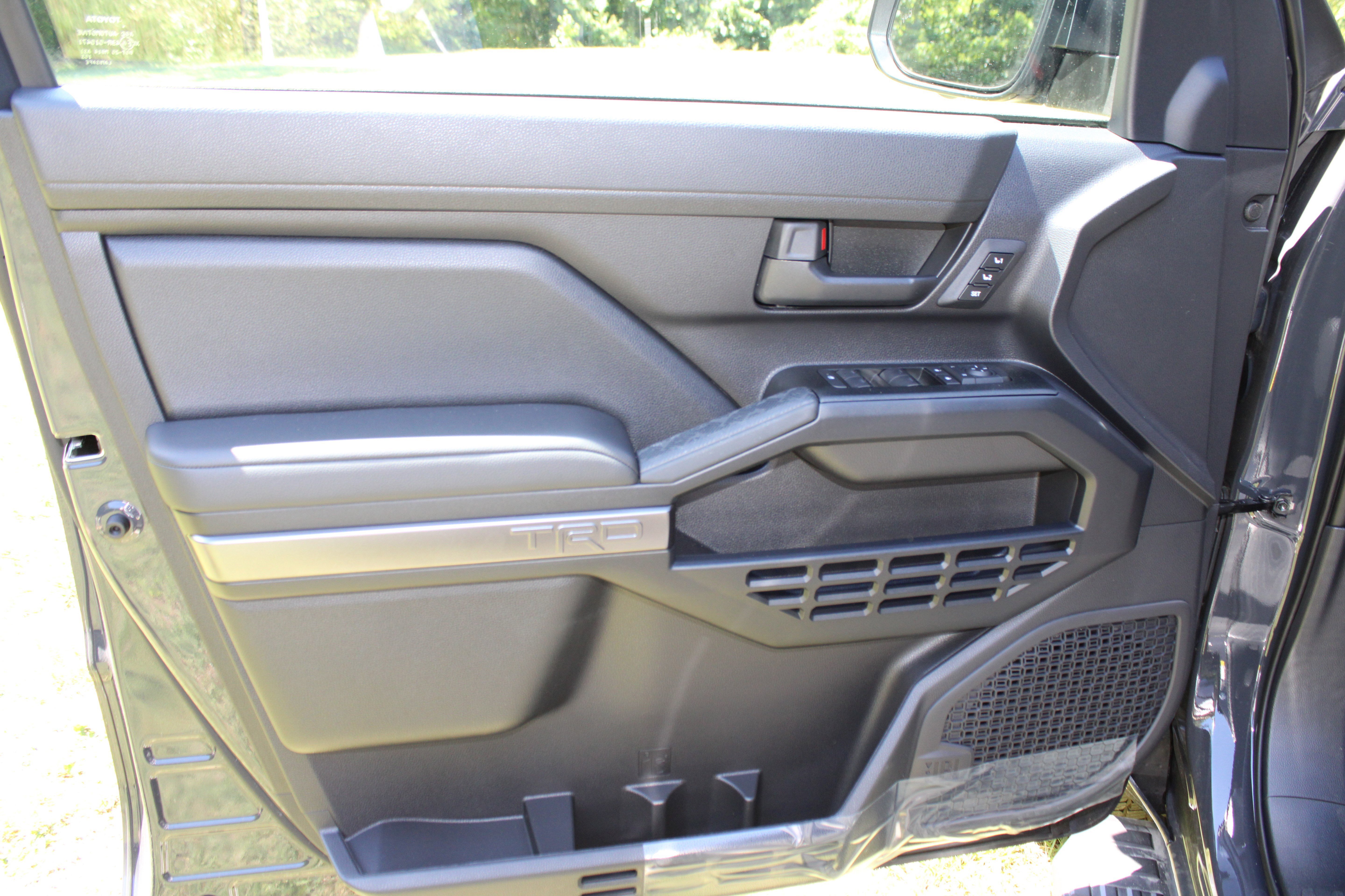 2026 Toyota 4Runner TRD Off-Road Premium - Photo 18
