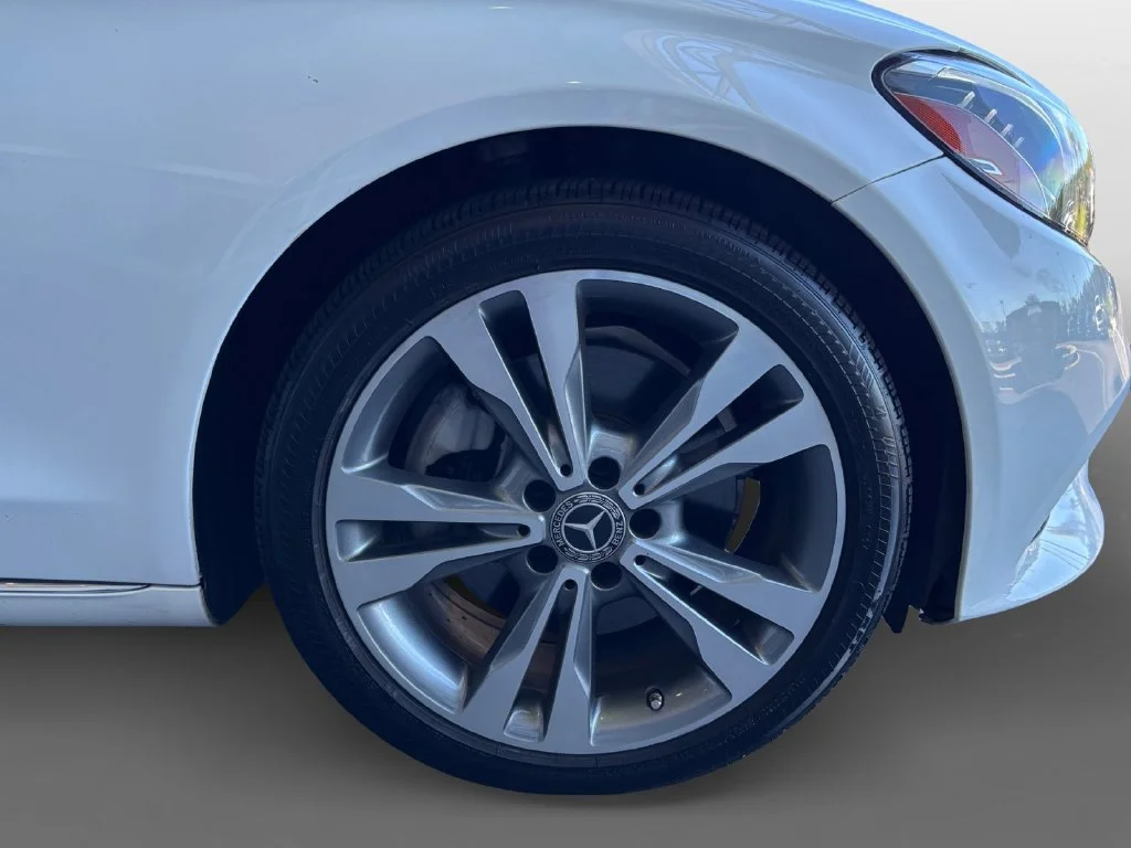 Used 2020 White Mercedes-Benz C 300 image 17