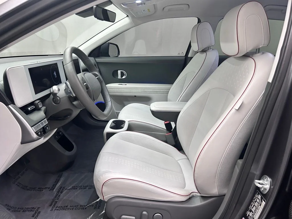 Used 2023 Gray Hyundai SEL image 12